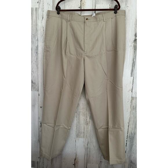 LL Bean Mens Pants Size 46x30 (42x30) Pleated Khaki Tan Slightly Tapered Leg - Picture 1 of 10